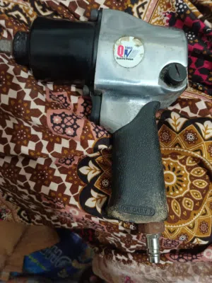 For sale tyre bolt gun Working very very well