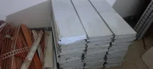 غراض محل اسواق للبيع رفوف جدارية مستعملة كامل رف وسجه وحماله