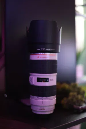 Canon EF 70-200mm f/2.8L IS II USM Like New