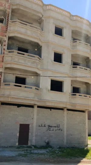 ‏٤ غرف نوم ‏.‏ ٣ حمّامات ‏.‏ 202 م٢‏3