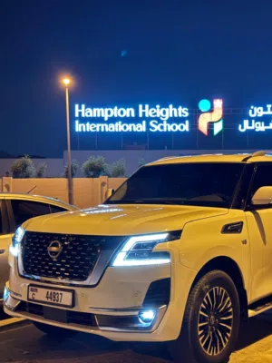 للبيع نيسان باترول موديل 2015 السيارة بحالة ممتازة