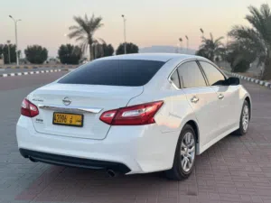 Used Nissan Altima in Al Batinah