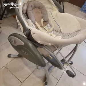 ارجوحة اطفال كهربائي ومشايه