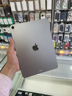 Ipad air 7 m3 11inch مستعمل بحالة الجديد ولا نقرا وكاله  ومكفول من المحل