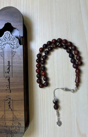 سبحه من خشب الصندل الاحمر النادر