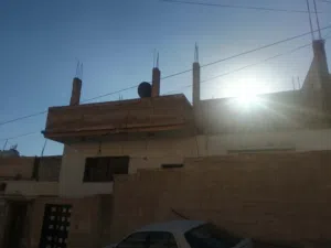 دار مطوبه في دائره الاراضي نضيفه إضافة مع سياره  كيا سيفيا 1 نضيفه كيرر ماتور بصلاه على نبي اقرا نص