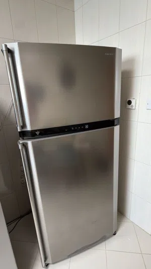 Sharp 2-Door Refrigerator 662L  ثلاجة شارب  بابين 662 لتر بحالة ممتازة