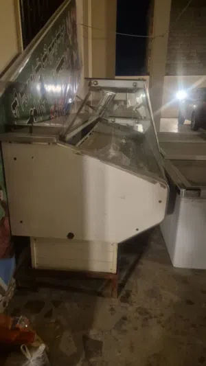فريزر وثلاجات عرض مناسبة لمحلات الدجاج والمطاعم
