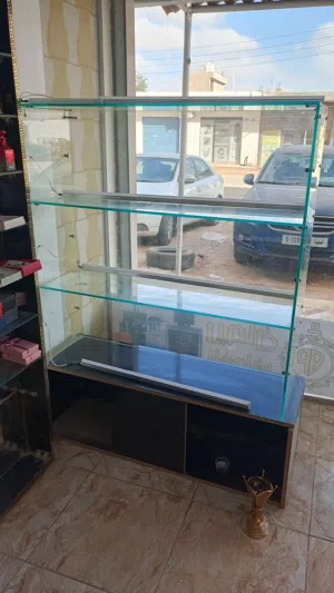 فترينة زجاج