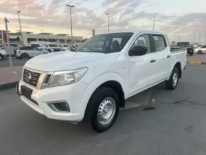 نيسان نافارا موديل 2019 دبل كبينه جير عادي 4X4
