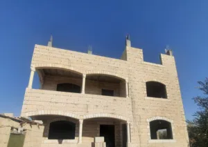  Building for Sale in Amman Al Jizah