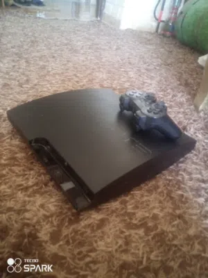 جهاز PS3مهكر مع وصلاته وايديه