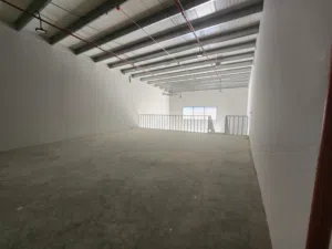 متاح للايجار السنوي في عجمان الصناعية 1