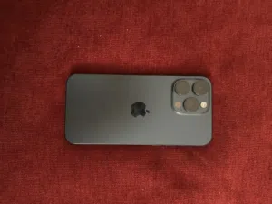 ايفون 15 بروماكس بحاله ممتازه وبسعر اقل من السوق iPhone 15 promax