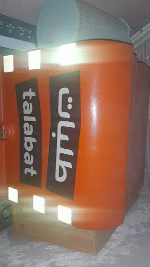 I have delivery box I want to sale if someone need text me on this number