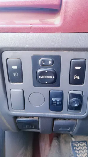 Used Toyota Hilux in Al Karak
