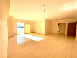 شقه للإيجار بمطلات مميزه
