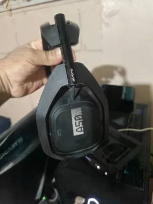 astro a50 gen 4 good condition gaming headset