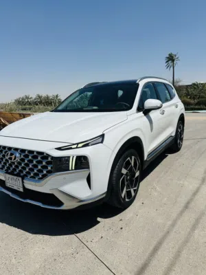 Used Hyundai Santa Fe in Basra