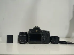 كاميرا كانون Canon 5ds فول فريم دقة 50 ميكابكسل مع عدستين