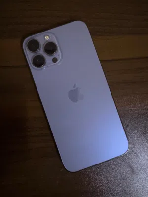 ماعرف كم سعرهن ف السوق بصراحةIphone