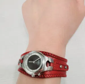 ساعة Fossil أصلية