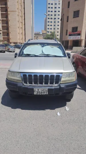Used Jeep Grand Cherokee in Kuwait City