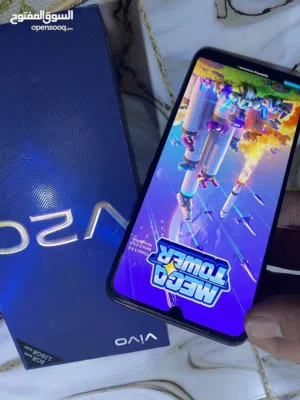 فيفو v20 جهاز نظيف بيه بس فطور بل ظهر محلقات كامله كارتون وشاحنه