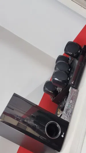DVD reciver and speakers