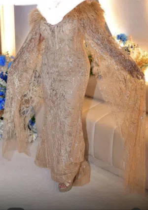 للبيع فستان سهرة لبسة واحده فقط