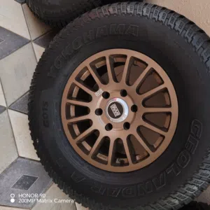 رنجات 16 برايد اصليات مع تواير يوكوهام نظاف جدا استخدام بسيط