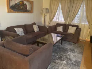 طقم جلسه بحاله ممتازه للبيع