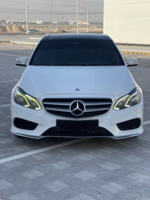 مرسيدس بنز E300 أبيض 2014 خليجي Mercedes Benz E300 white 2014 GCC سجل صيانة كامل لدى الوكيل