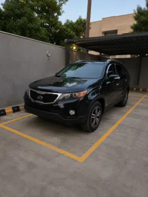 Used Kia Sorento in Tripoli