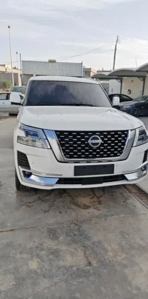 نسان باترو موديل 2015