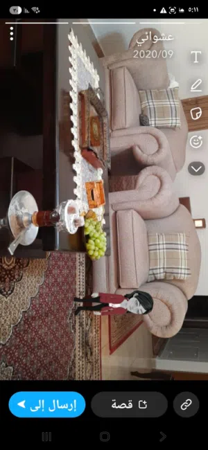 طقم كنب خشب زان تقيل للبيع مع سجاد عجمي