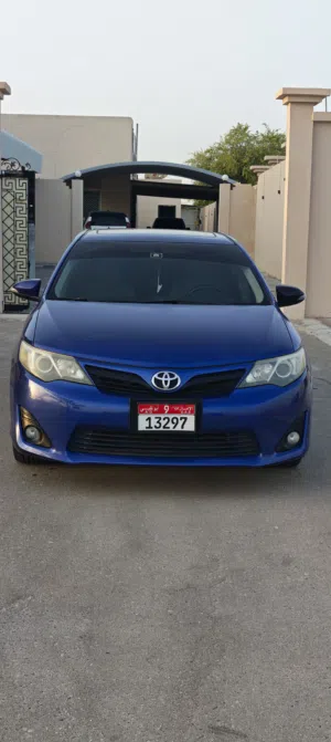تويوتا كامري RZ أزرق 2015 خليجي الفطيم Toyota Camry RZ Blue 2015 GCC Futtaim