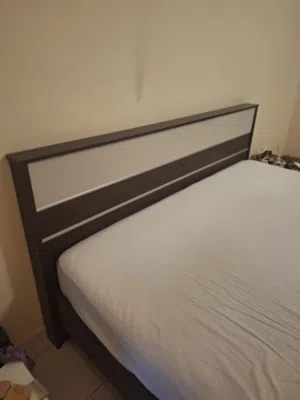 queen bed 180×200