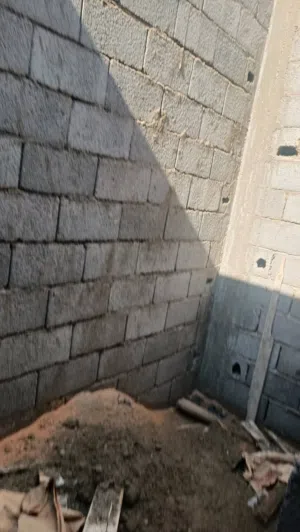 2 Bedrooms Farms for Sale in Tripoli Ain Zara