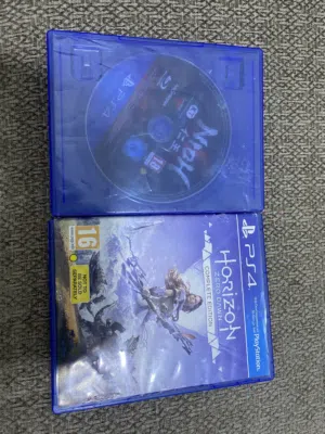 للبيع شريطين لعبه NIOH و HORIZON