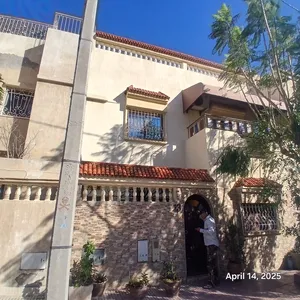 More than 6 bedrooms . 3 Bathrooms . 96 m22