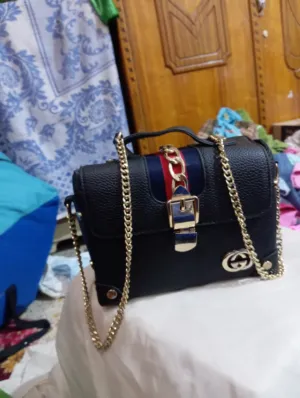 بآلة كويتي جنط نسائي 