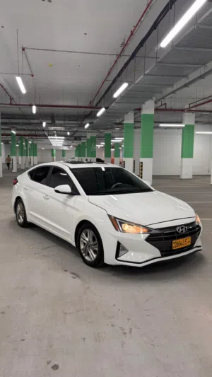 Used Hyundai Elantra in Muscat