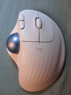 Logitech ERGO M575S Track Ball  mouse