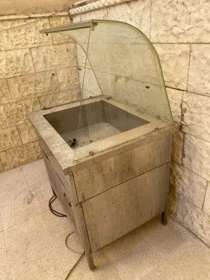 ثلاجة عرض شغالة 100/100 استخدام بسيط