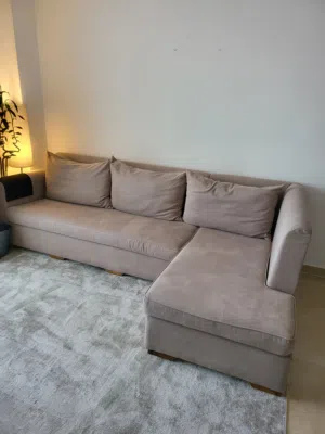 سفره 6 كرسي من Hub furniture حاله ممتازه  وركنه270×150 لون كافيه حاله ممتازه وطا لات ايكيا 120×80
