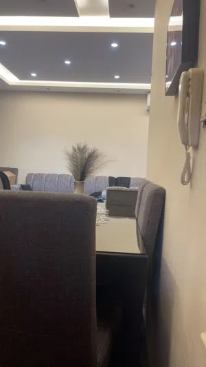 شقة للبيع في منطقة تلاع العلي بالقرب من مطاعم ورد