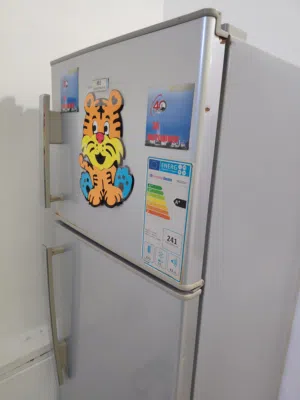 ثلاجة مستعمل للبيع