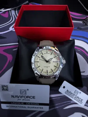 ساعة رجالية أنيقة من ماركة NAVIFORCE جديدة لوك