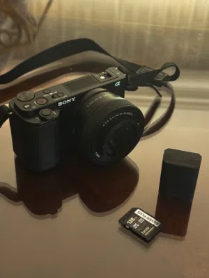 Sony ZV-E10 + 16-50mm Kit Lens  Excellent Condition